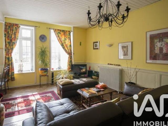 Vente Maison 11 pièces 234 m2 Jugon les Lacs