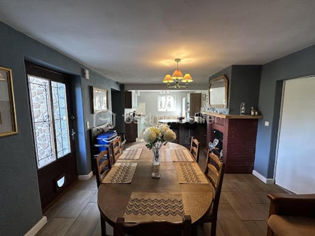 Vente Maison 11 pièces 235 m2 Lapenty