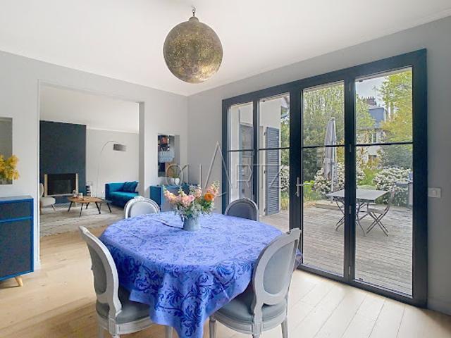 Vente Maison 11 pièces 238 m2 Le chesnay