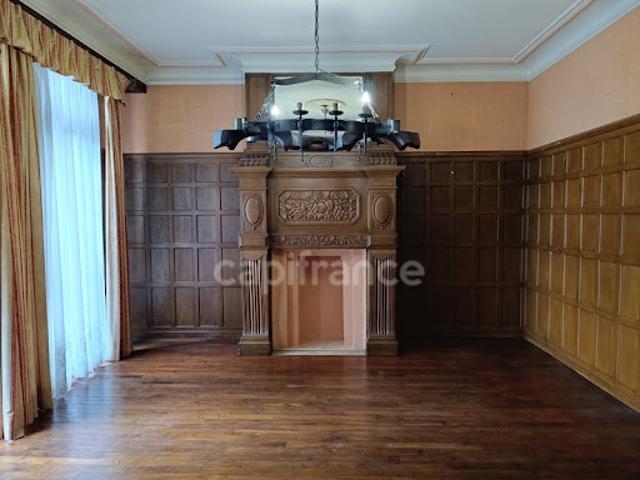 Vente Maison 11 pièces 239 m2 Bauvin