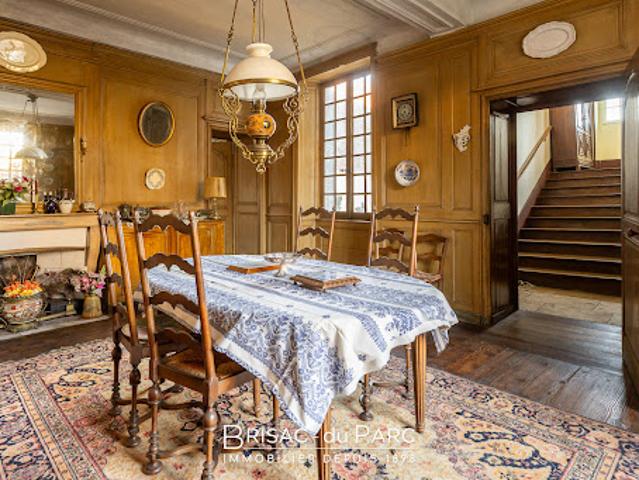 Vente Maison 11 pièces 343 m2 Chargey lès Gray