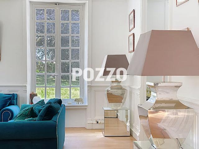 Vente Maison 11 pièces 340 m2 Ranville