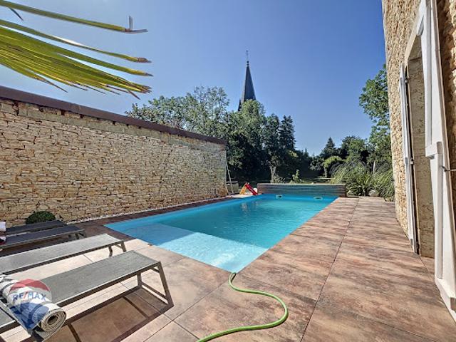 Vente Maison 11 pièces 350 m2 Beaufort