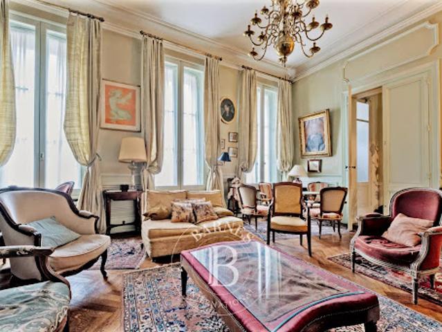 Vente Maison 11 pièces 350 m2 Bordeaux