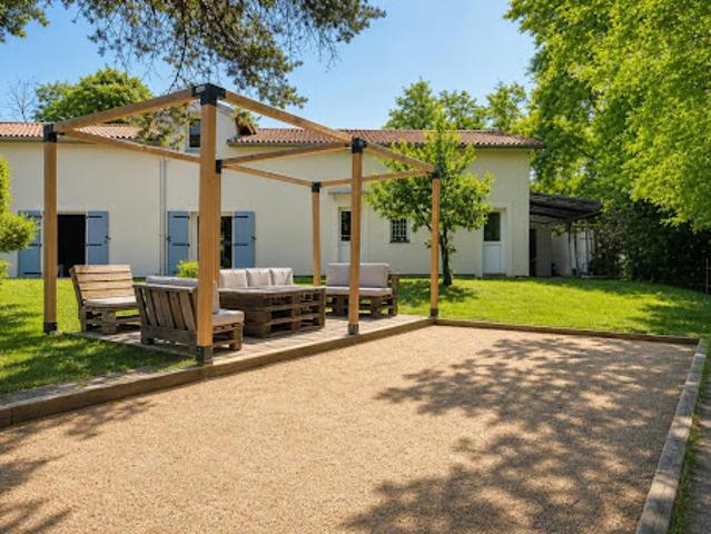 Vente Maison 11 pièces 368 m2 Châteauneuf sur Isère