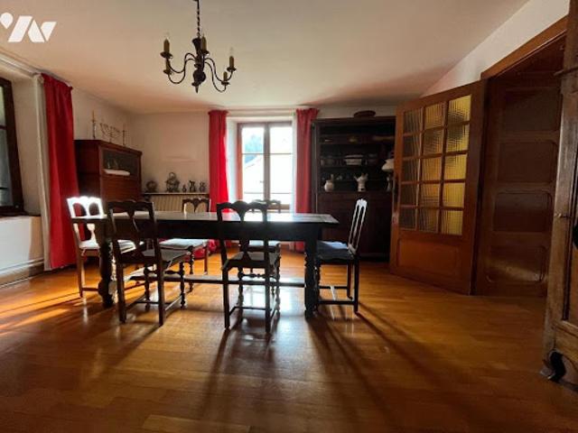Vente Maison 11 pièces 373 m2 Montbeliard