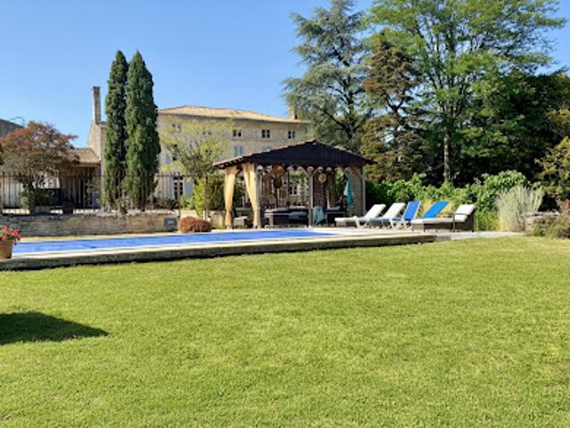 Vente Maison 11 pièces 375 m2 La Crèche