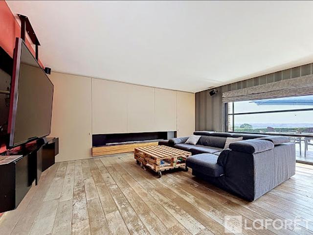 Vente Maison 11 pièces 378 m2 Cassel