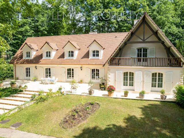 Vente Maison 11 pièces 380 m2 Chevreuse