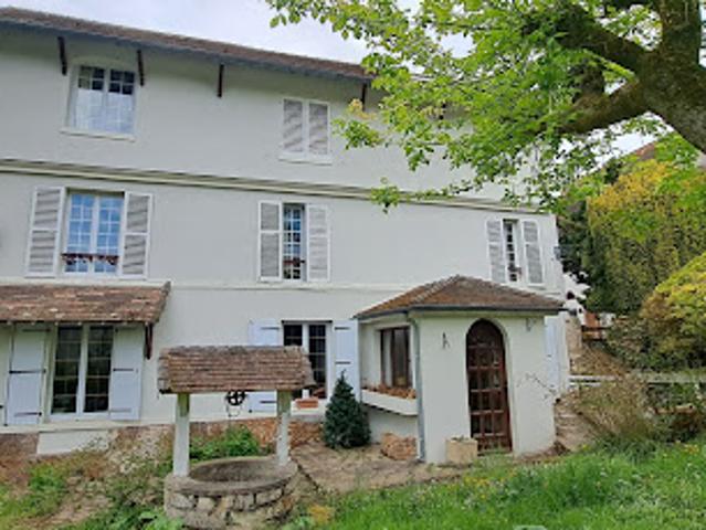 Vente Maison 11 pièces 390 m2 Brignancourt
