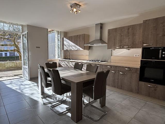 Vente Maison 11 pièces 394 m2 Belesta