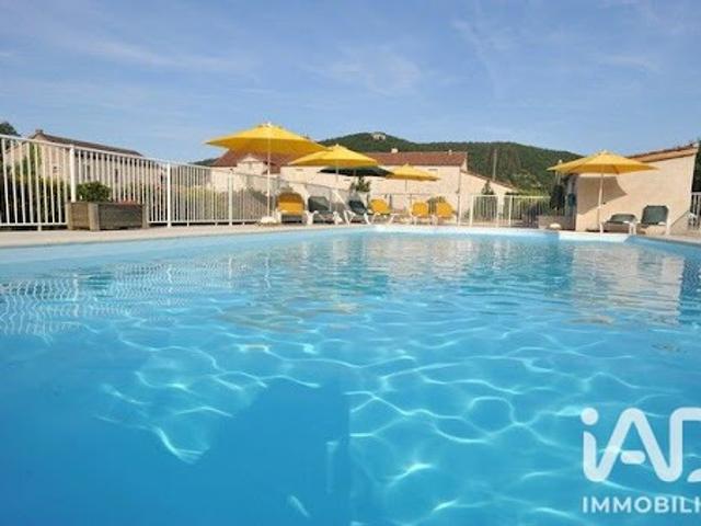 Vente Maison 11 pièces 303 m2 Saint Géry Vers