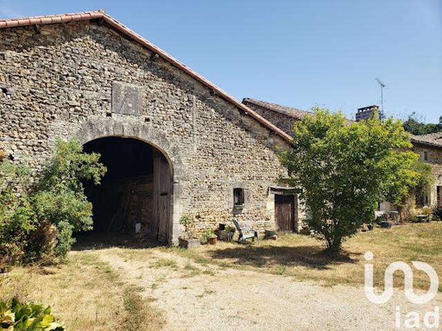 Vente Maison 11 pièces 300 m2 Brux