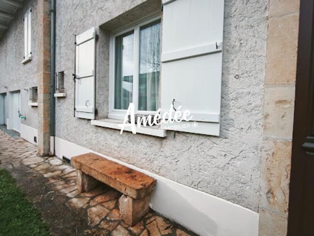 Vente Maison 11 pièces 304 m2 Saint Céré