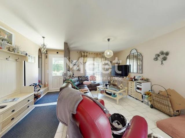 Vente Maison 11 pièces 305 m2 Escamps