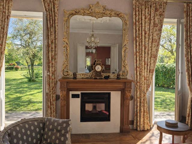 Vente Maison 11 pièces 306.7 m2 Bragny sur Saône
