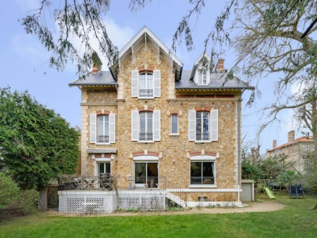 Vente Maison 11 pièces 306 m2 Versailles