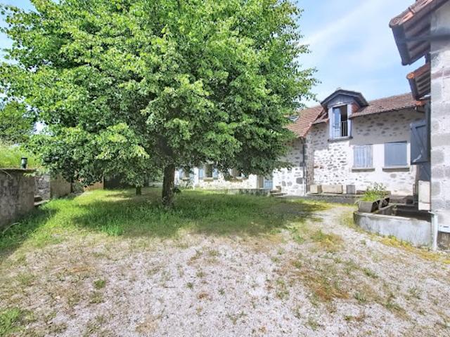 Vente Maison 11 pièces 313.54 m2 Giou de Mamou