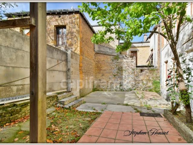 Vente Maison 11 pièces 311 m2 Vouziers