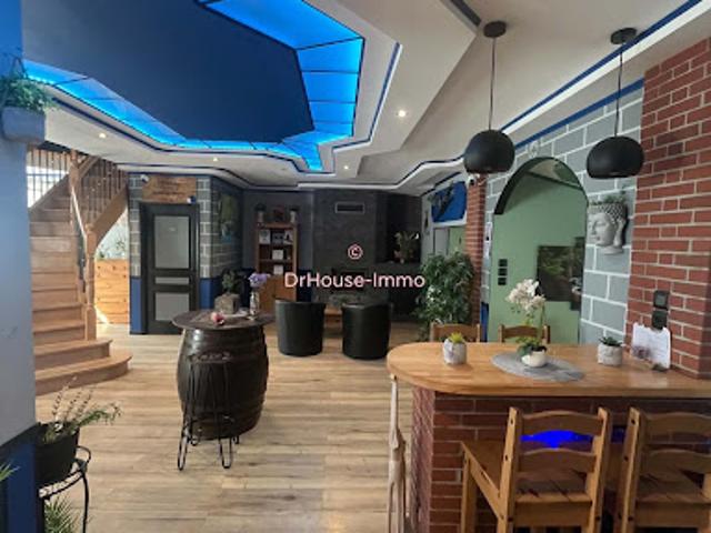 Vente Maison 11 pièces 315 m2 Moreuil