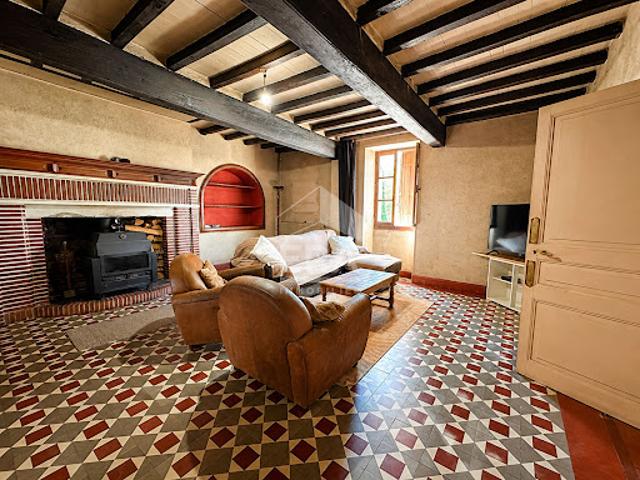 Vente Maison 11 pièces 315 m2 Saint Justin