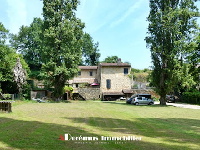 Vente Maison 11 pièces 320 m2 Langoiran