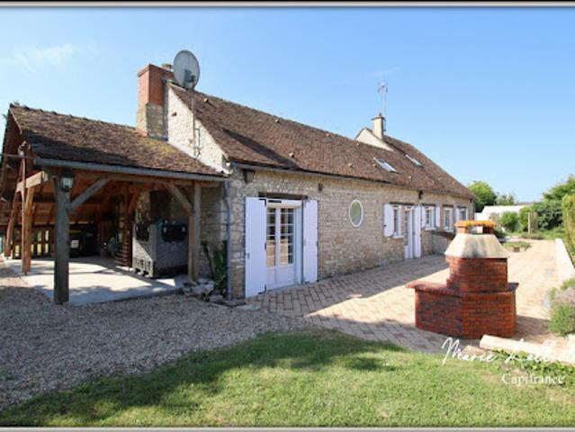 Vente Maison 11 pièces 322 m2 Bouilly en Gâtinais