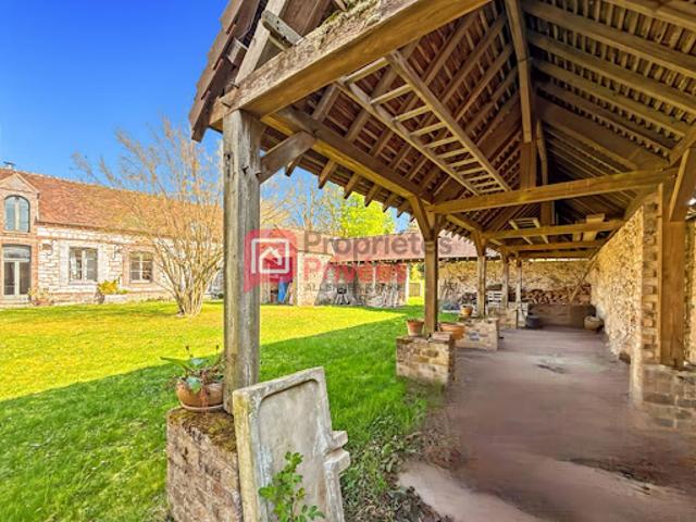 Vente Maison 11 pièces 332 m2 Sergines