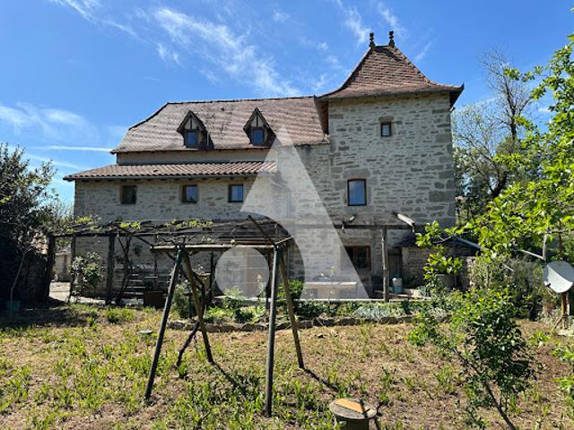 Vente Maison 11 pièces 334 m2 Brengues