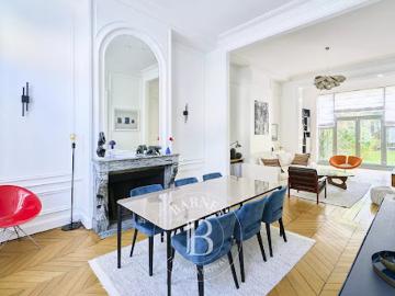 Vente Maison 11 pièces 335.47 m2 Lille