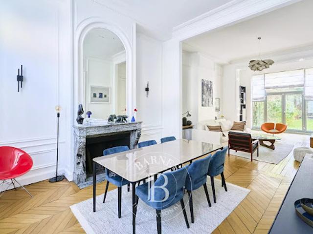 Vente Maison 11 pièces 335.47 m2 Lille