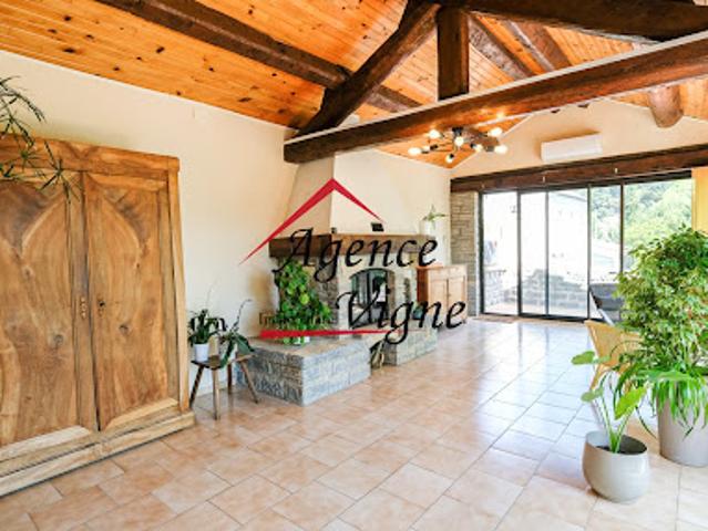 Vente Maison 11 pièces 335 m2 Le Martinet