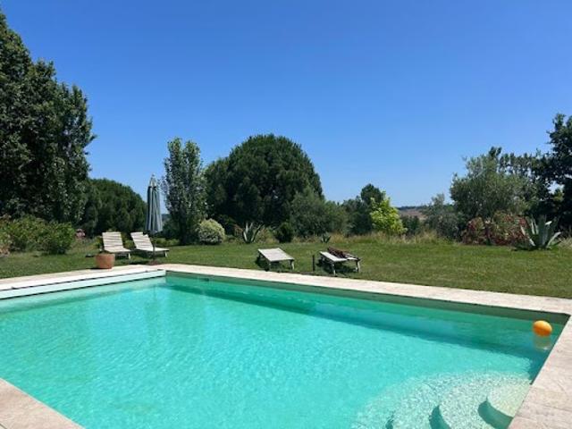 Vente Maison 11 pièces 447 m2 Miradoux