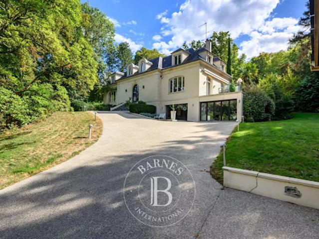 Vente Maison 11 pièces 486 m2 Rueil Malmaison