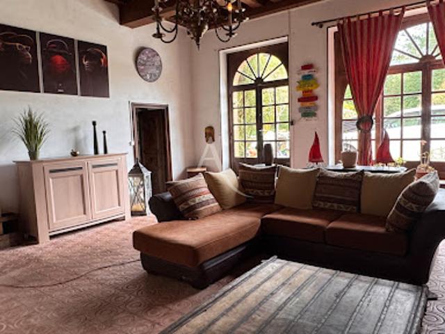 Vente Maison 11 pièces 402 m2 Salbris