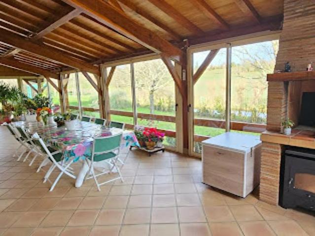 Vente Maison 11 pièces 410 m2 Saint Pardoux Isaac
