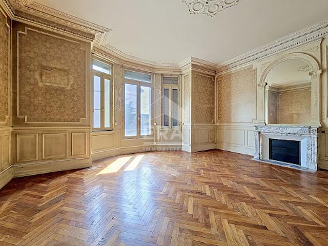Vente Maison 11 pièces 579 m2 Longwy
