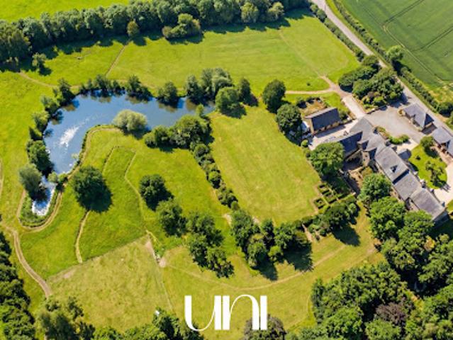 Vente Maison 11 pièces 587 m2 Saint Pair sur Mer