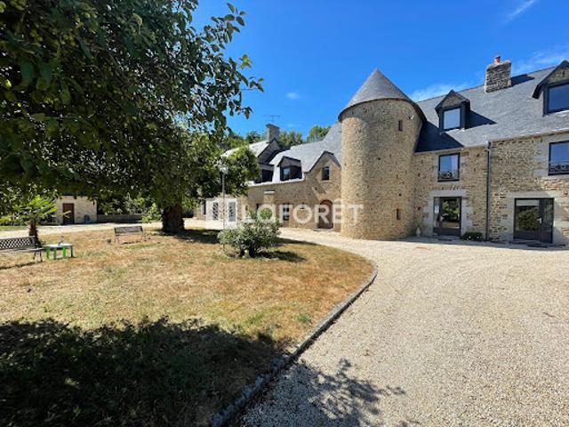 Vente Maison 11 pièces 587 m2 Saint Aubin des Préaux