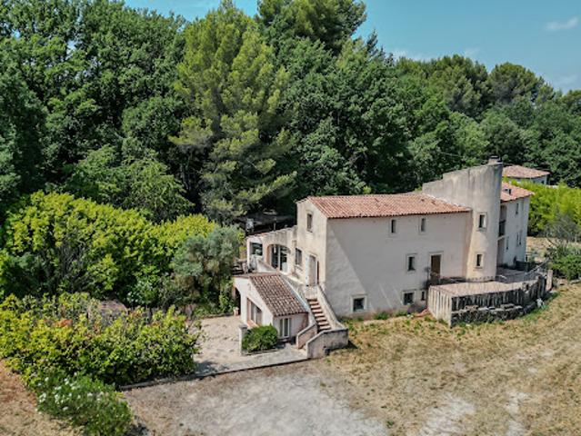 Vente Maison 11 pièces 523 m2 Meyrargues