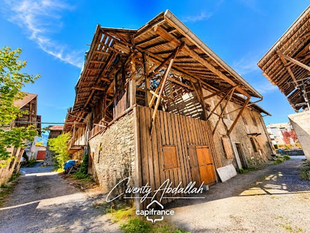 Vente Maison 11 pièces 618 m2 Aiton