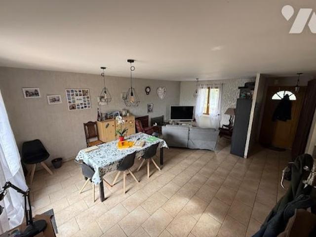 Vente Maison 122.21 m2 Courtonne les Deux Eglises