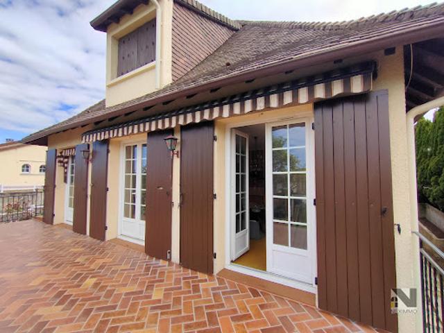 Vente Maison 7 pièces 123 m2 Chalus