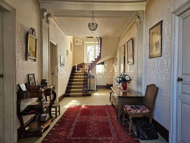 Vente maison 12 pièces Château Gontier 53