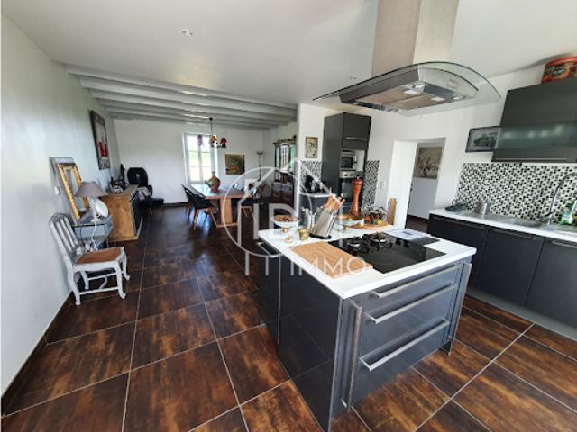 Vente Maison 12 pièces 180 m2 Saint Martin de Gurson