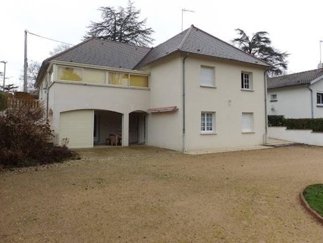 Vente Maison 12 pièces 186 m2 Néris les Bains