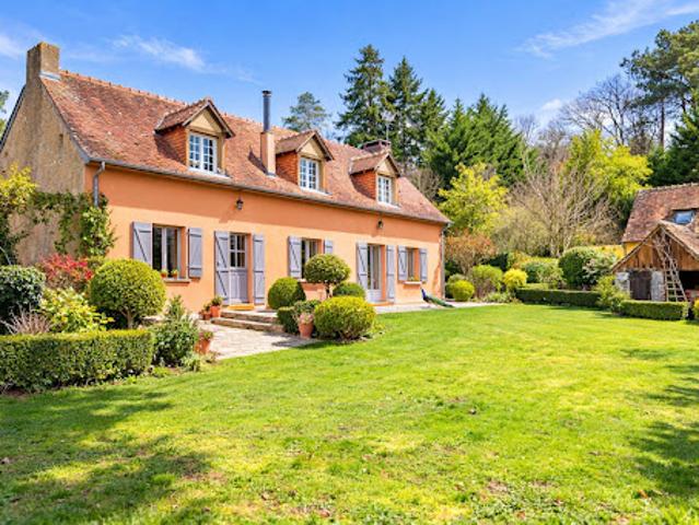 Vente Maison 12 pièces 240 m2 Ecommoy