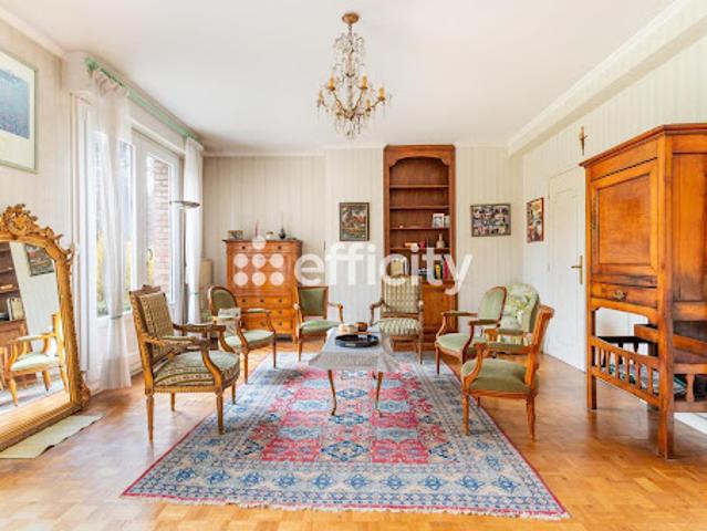 Vente Maison 12 pièces 240 m2 Ronchin