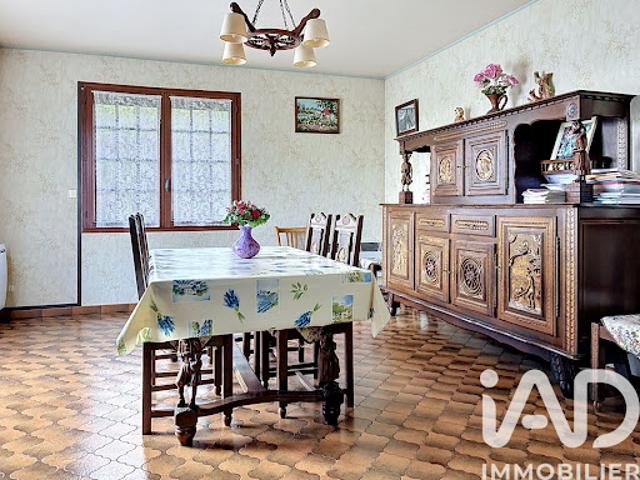 Vente Maison 12 pièces 245 m2 Egreville