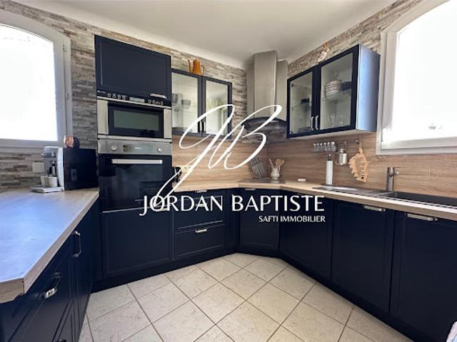 Vente Maison 12 pièces 250 m2 Villemade
